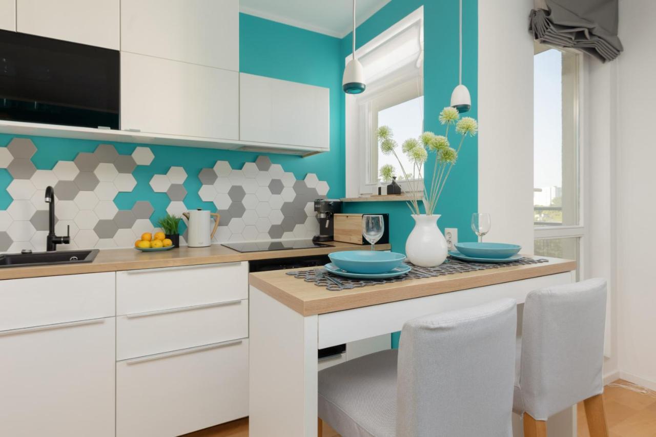 Metro Wilanowska Apartment With Parking By Noclegi Renters Варшава Екстер'єр фото