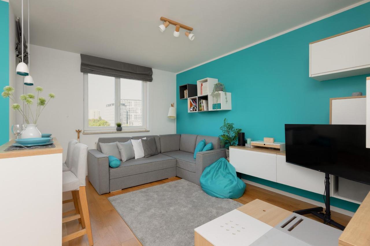 Metro Wilanowska Apartment With Parking By Noclegi Renters Варшава Екстер'єр фото