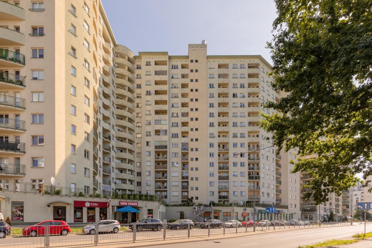 Metro Wilanowska Apartment With Parking By Noclegi Renters Варшава Екстер'єр фото